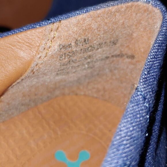 BareTraps Posture Plus blue denim flats Sz 9.5 - Picture 8 of 8